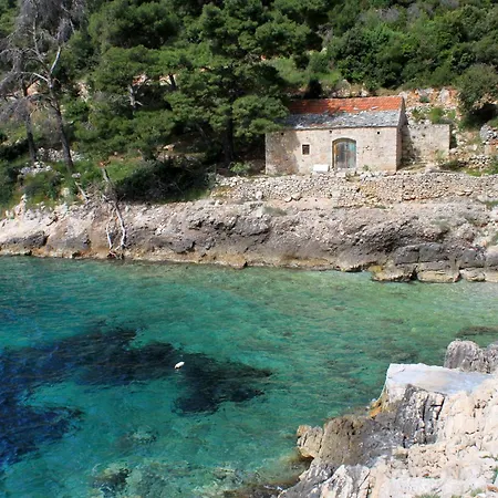 Secluded Fisherman's Cove Lucica, Hvar - 5679 *